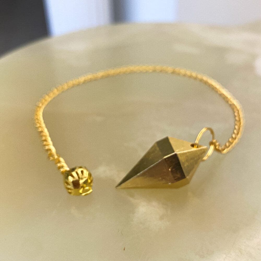 Pyramid-shaped Pendulum + Initiation